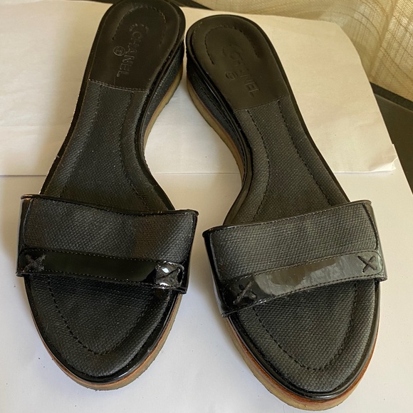 Chanel black canvas leather sandals mules heels slides 37-6.5 slip on in flats - Picture 3 of 10